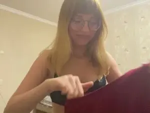 LavetaBloyd  live sex cam