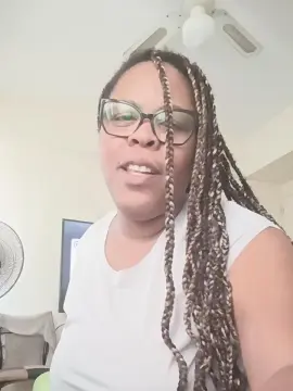 Lucycortez8  live sex cam