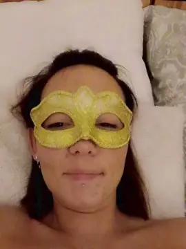 Calientehot20  live sex cam