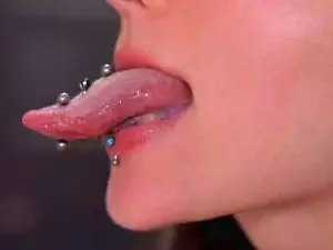 DollyCavell  live sex cam