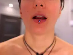 DollyCavell  live sex cam