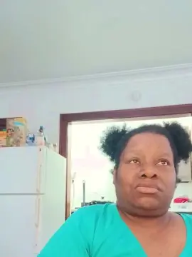 NoOnesCupOfTea  live sex cam