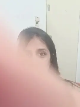 Romini73  live sex cam