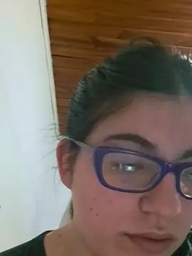 Yanisita  live sex cam