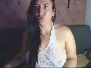 Luccy_1  live sex cam