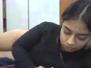 Vicuchi2  live sex cam