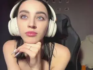 CareyMethven  live sex cam