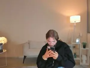 SeemaHoggle  live sex cam