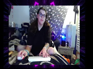 Toxiclove01  live sex cam