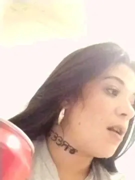 Kno0xi  live sex cam