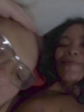 AriaiseJhony  live sex cam