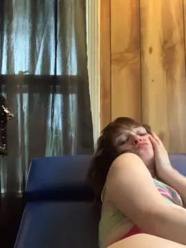 Gypsykitty  live sex cam