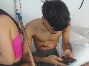 Harold_Melody  live sex cam