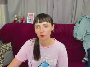 SilviaKor  live sex cam