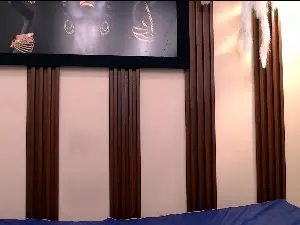 Skinnymedium526  live sex cam