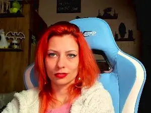 Karoline121  live sex cam