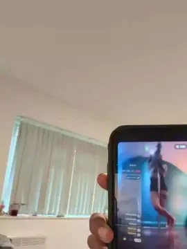 Misstugaa25  live sex cam