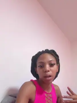 Misstugaa25  live sex cam