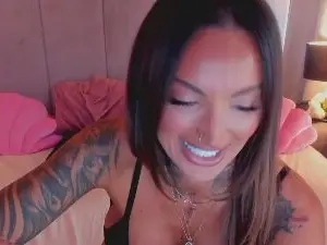 NatalyThorn  live sex cam