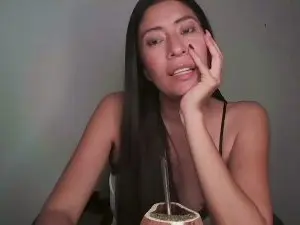 Tyanna_queen  live sex cam