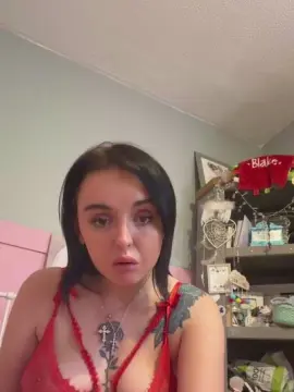 NiccyCherry  live sex cam