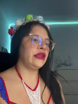 Lucyblonde  live sex cam