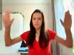 AleenGuckes  live sex cam