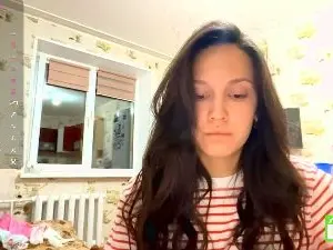 AleenGuckes  live sex cam