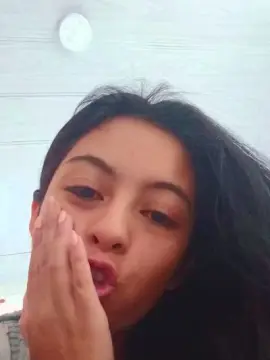 Kata_Jhos  live sex cam