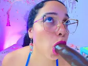 Sofiia_Diiaz  live sex cam