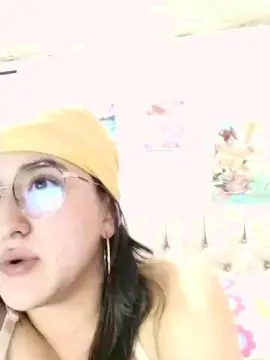 Melissa_0  live sex cam