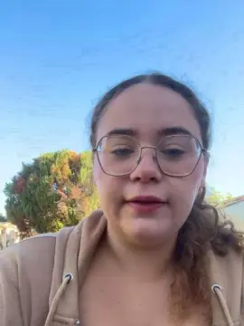 Babyyfarah  live sex cam