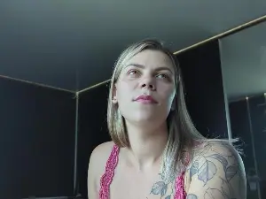 Lila228  live sex cam