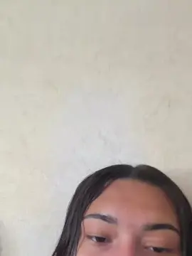 Baddielatina05  live sex cam