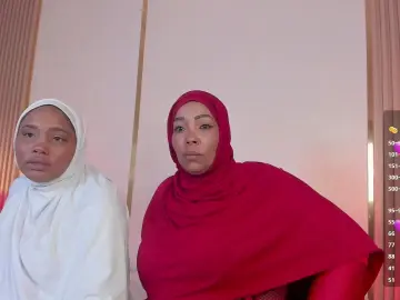 Helen_Camila  live sex cam