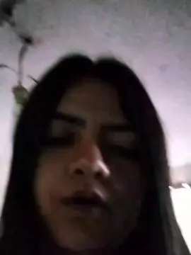 Morenita_25  live sex cam