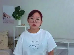 CandyMcgonigle  live sex cam