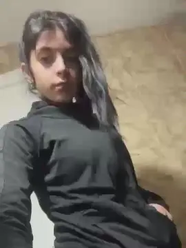 Ferr  live sex cam