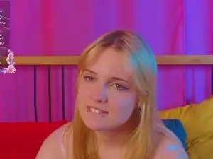 TracyWalton  live sex cam
