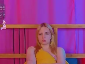 TracyWalton  live sex cam
