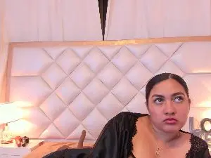 Brittany069  live sex cam