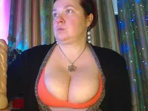 Laraluxe  live sex cam
