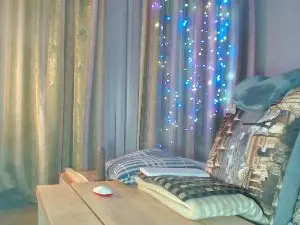 Laraluxe  live sex cam