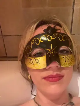 Amotantra  live sex cam