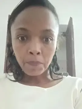 Cruzelili  live sex cam