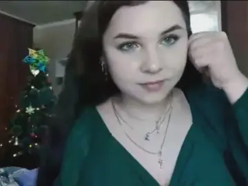 KiaAivao  live sex cam
