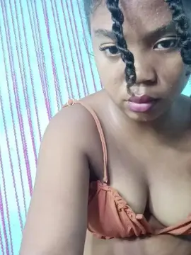 Camilla5  live sex cam