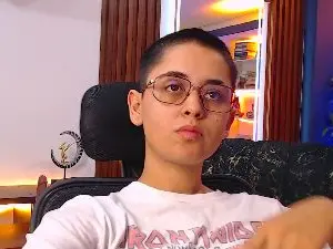 Jessica_yp  live sex cam