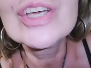 LadyTransy  live sex cam