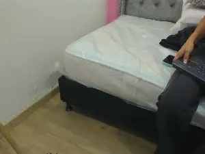 Scarlett_glowX  live sex cam
